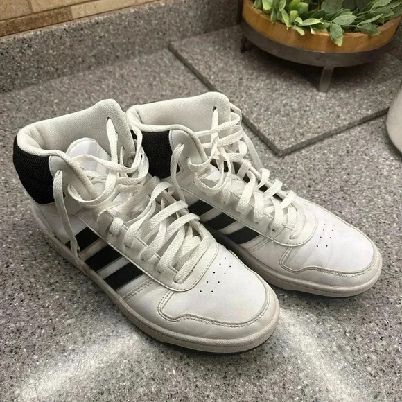adidas Other - Men’s Adidas High Top size 8 1/2